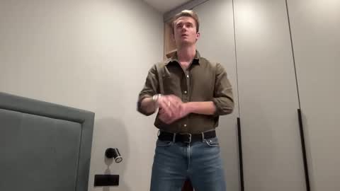 Snapshot of cute_skywalker chatting on October 7, 4:44 pm cute_skywalker online show from October 7, 4:44 pm