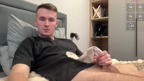 cute_skywalker online show from November 21, 12:59 pm