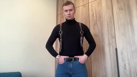 cute_skywalker online show from March 13, 6:10 am