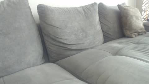 cuteeboy online show from April 7, 6:46 am