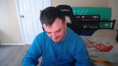 cutelittlepumpkin online show from April 17, 10:12 pm