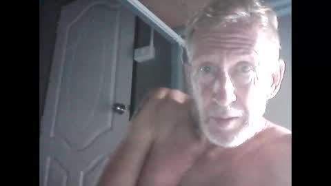 cutewhitebutt online show from January 11, 10:46 pm