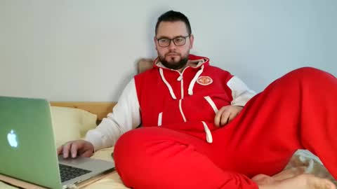 Ben hot video on page  online show from March 3, 10:55 am