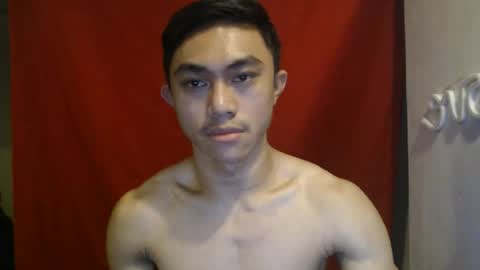 cutie_hunk69 online show from July 7, 3:17 am