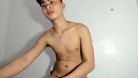Snapshot of cutie_luwi chatting on October 8, 11:31 pm luwi online show from October 8, 11:31 pm