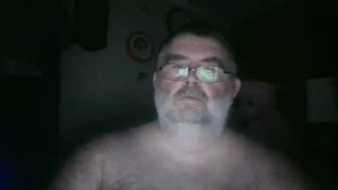 Snapshot of cwill27837 chatting on January 18, 3:35 am cwill27837 online show from January 18, 3:35 am