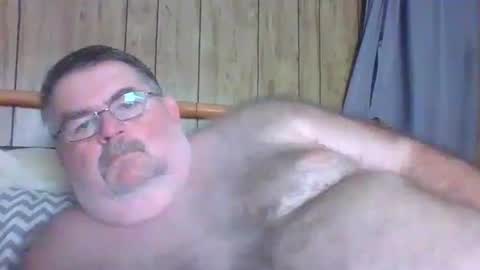Snapshot of cwill27837 chatting on January 2, 5:39 pm cwill27837 online show from January 2, 5:39 pm
