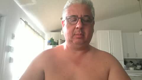 Snapshot of czar1974 chatting on October 24, 9:38 pm czar1974 online show from October 24, 9:38 pm