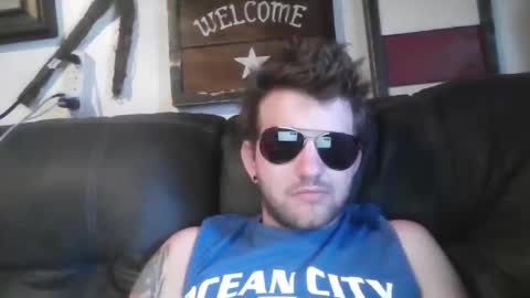 d30017122 online show from April 22, 8:02 pm