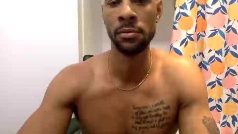 Snapshot of d33d667696 chatting on October 20, 10:02 pm Dday2 online show from October 20, 10:02 pm