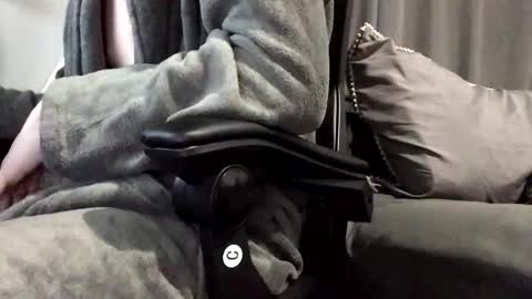 daan2021 online show from April 16, 7:47 pm