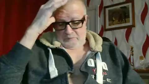 Brian ... online show from November 19, 8:52 pm