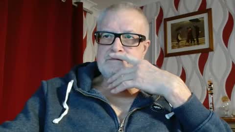 Brian ... online show from February 11, 9:09 pm