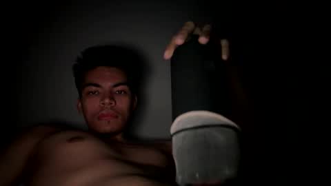 daddy_long_legs25 online show from June 8, 3:18 am