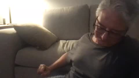 daddymike92883_1 online show from December 3, 5:52 am