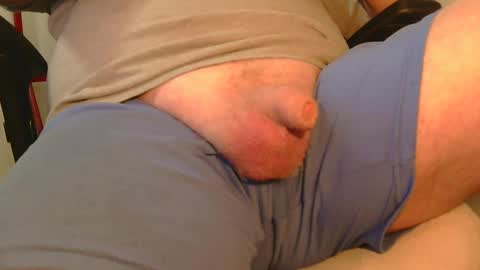 Snapshot of daddysmalls_55 chatting on September 14, 9:28 pm daddysmalls online show from September 14, 9:28 pm