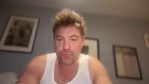 daddyswede23 online show from September 15, 12:02 am