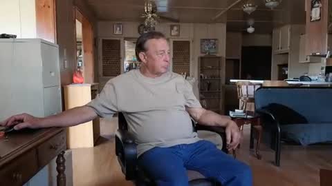 dakit online show from April 22, 7:40 pm