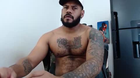 damian64436171 online show from November 17, 6:00 pm