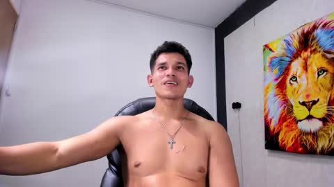 Damian online show from December 7, 8:44 am