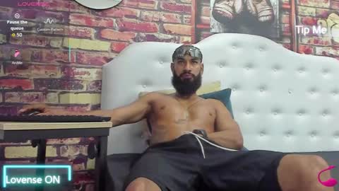 damian_shakur online show from January 17, 12:30 pm