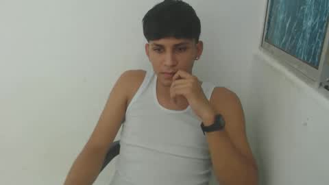 damianbigcock_ online show from December 2, 2:47 am