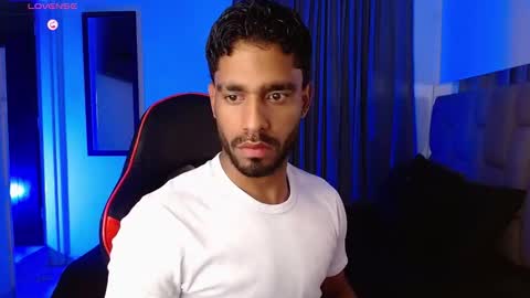 Snapshot of damiano_walker chatting on September 11, 8:13 am damiano_walker online show from September 11, 8:13 am