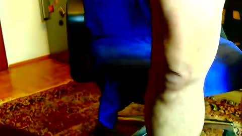Snapshot of dammerl6 chatting on December 23, 9:49 am Dammerl online show from December 23, 9:49 am