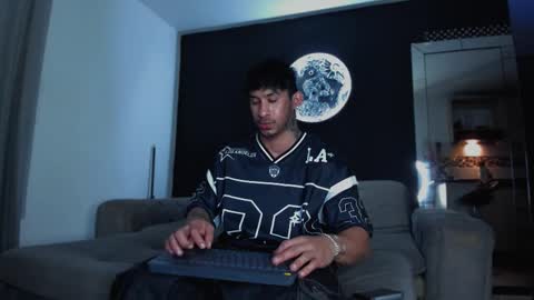 INSTAGRAM  DAMMIANMILLEROFICIAL online show from March 1, 3:17 am