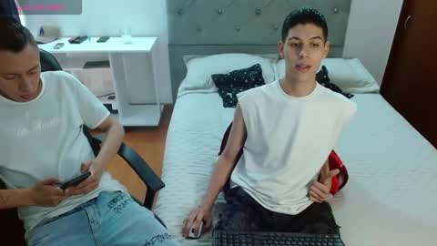 Snapshot of dandythomas chatting on October 12, 6:35 pm DANDY THOMAS    angeloo 666 online show from October 12, 6:35 pm