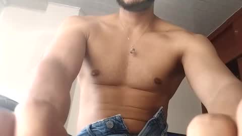 dani587378 online show from January 29, 9:28 pm