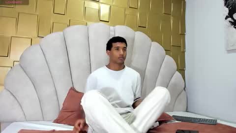 Snapshot of dani_dick_ chatting on October 22, 3:05 pm Daniel online show from October 22, 3:05 pm