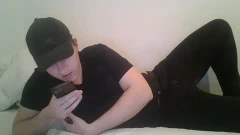 Snapshot of daniel4567890new chatting on January 22, 12:16 am daniel4567890new online show from January 22, 12:16 am
