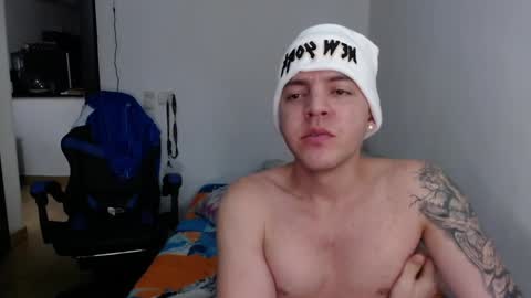 Snapshot of daniel_vargas5 chatting on December 29, 7:28 am Daniel online show from December 29, 7:28 am