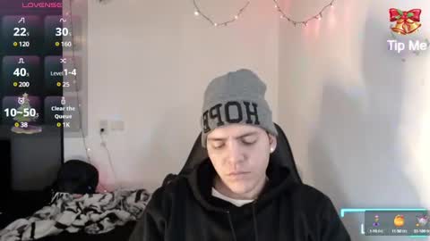 Snapshot of daniel_vargas5 chatting on December 16, 4:13 am Daniel online show from December 16, 4:13 am