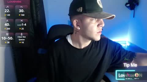 Snapshot of daniel_vargas5 chatting on February 3, 12:58 am Daniel online show from February 3, 12:58 am