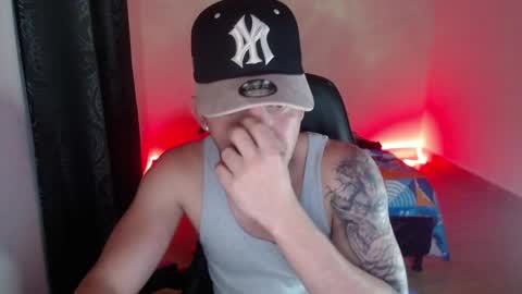 Snapshot of daniel_vargas5 chatting on February 5, 5:41 am Daniel online show from February 5, 5:41 am