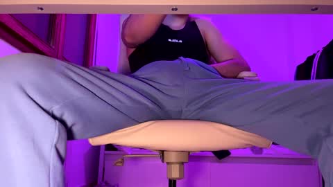 danielbaby online show from January 11, 3:20 pm