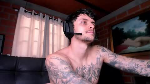 Snapshot of daniele_bunny chatting on February 19, 5:38 pm Daniele Bunny online show from February 19, 5:38 pm
