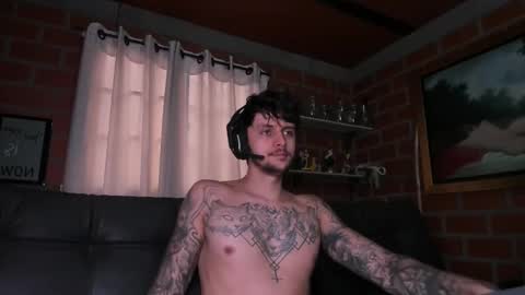 Snapshot of daniele_bunny chatting on March 3, 6:40 pm Daniele Bunny online show from March 3, 6:40 pm