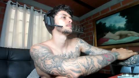 Snapshot of daniele_bunny chatting on March 1, 5:38 pm Daniele Bunny online show from March 1, 5:38 pm