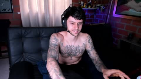 Snapshot of daniele_bunny chatting on January 28, 6:49 pm Daniele Bunny online show from January 28, 6:49 pm