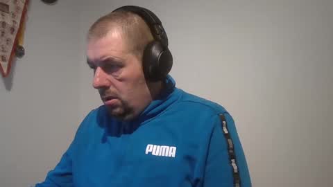 danishman1980 online show from January 3, 8:21 am