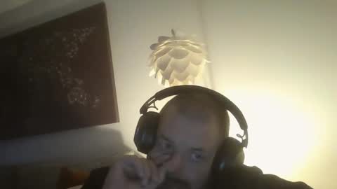 danishman1980 online show from September 12, 6:08 pm