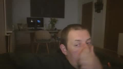 danishman1980 online show from May 12, 9:23 pm