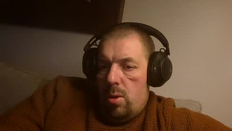 danishman1980 online show from February 9, 11:57 pm