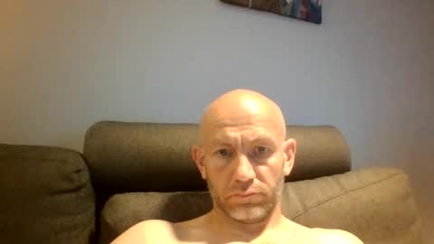 danny81boy online show from June 26, 6:10 pm