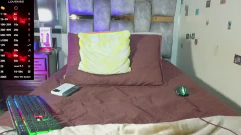 phantom555 online show from May 20, 1:56 am
