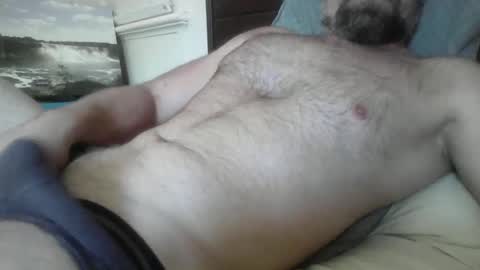 Snapshot of danroof2023 chatting on December 17, 2:55 am danroof2023 online show from December 17, 2:55 am