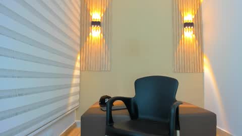 dante_armstrong online show from November 13, 5:01 am